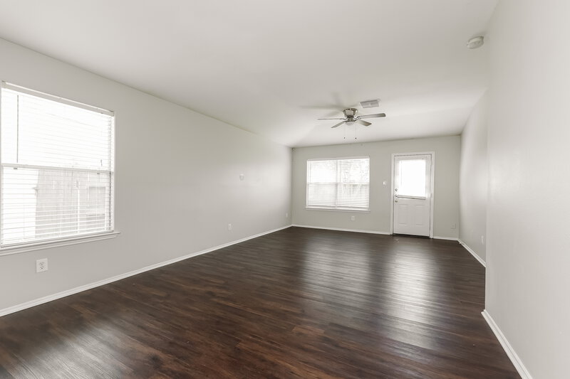 1,750/Mo, 1811 Adobe Stone Dr Humble, TX 77396 Living Room View