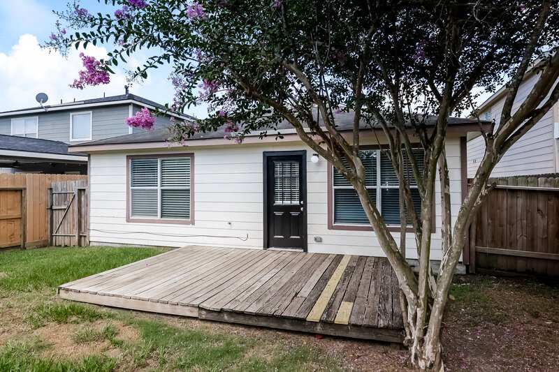 1,750/Mo, 1811 Adobe Stone Dr Humble, TX 77396 Rear View 2