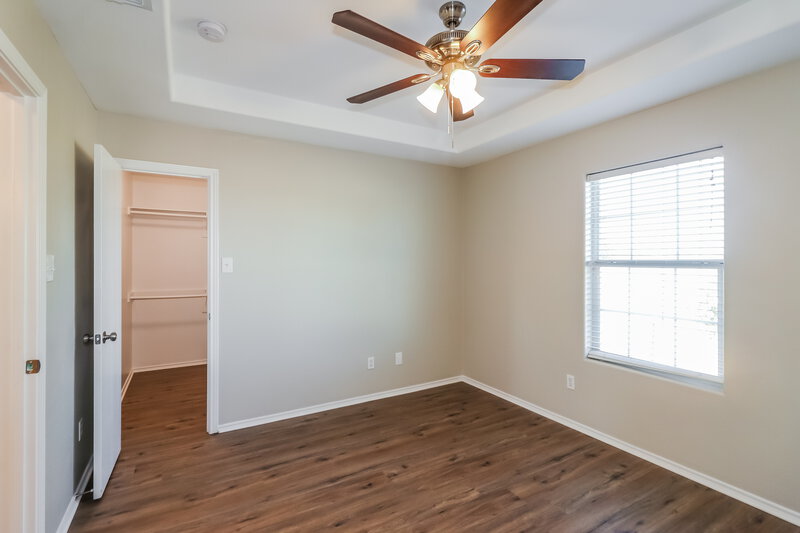2,050/Mo, 5505 Rio Sabinas St Rosharon, TX 77583 Bedroom View
