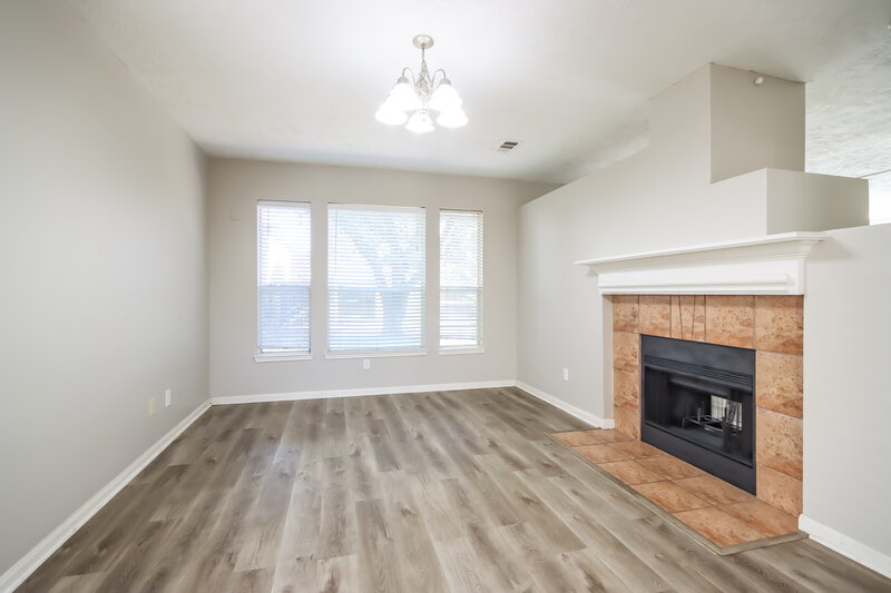 2,230/Mo, 16206 Hollow Rock Dr Houston, TX 77070 Misc View 2