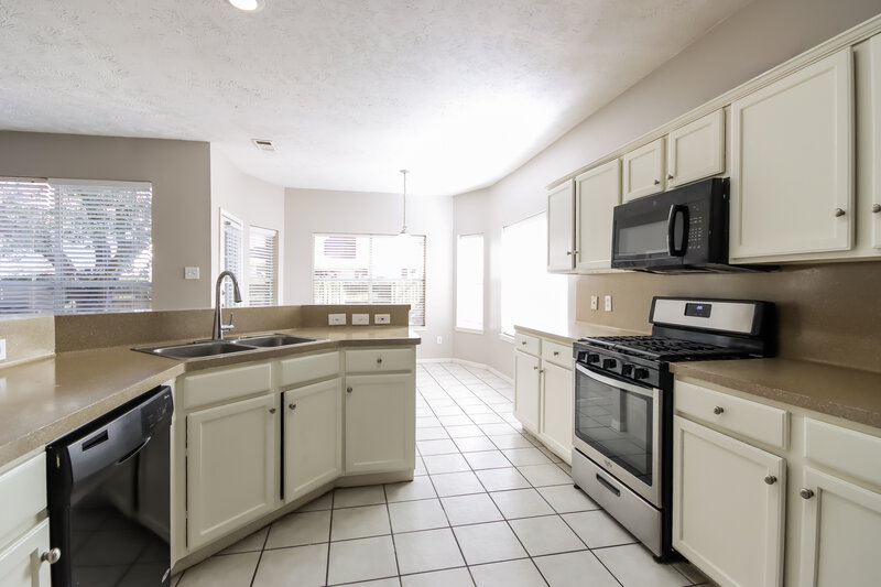 2,230/Mo, 16206 Hollow Rock Dr Houston, TX 77070 Misc View 4