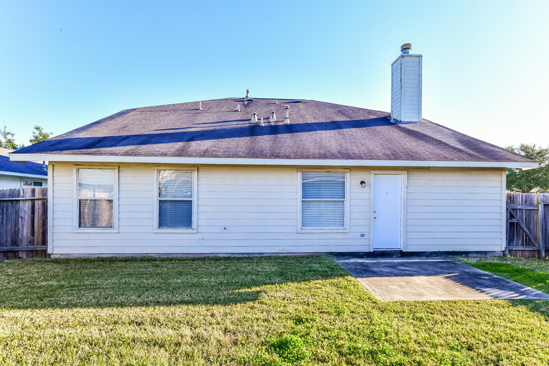 1,990/Mo, 6403 Binalong Dr Katy, TX 77449 Rear View