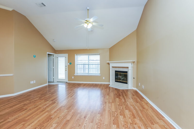 2,075/Mo, 814 Courtside Dr W League City, TX 77573 Misc View 3