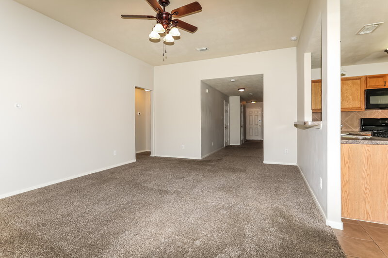 1,675/Mo, 25418 Barmby Dr Tomball, TX 77375 Living Room View 2