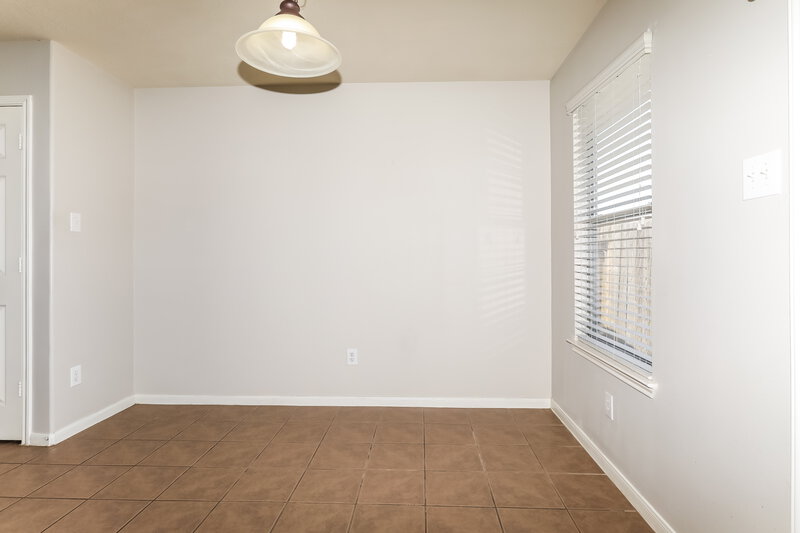1,675/Mo, 25418 Barmby Dr Tomball, TX 77375 Dining Room View 2