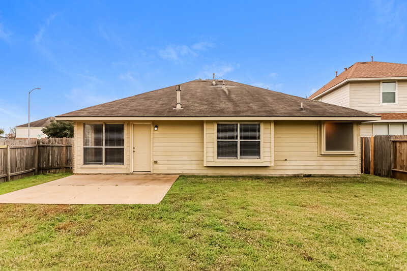 1,860/Mo, 21502 Broadstone Dr Katy, TX 77449 Rear View 2