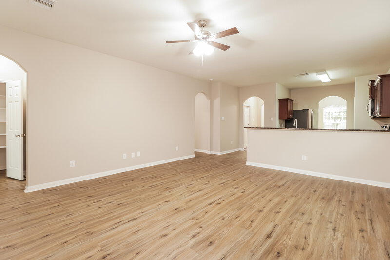 1,990/Mo, 31003 E Lost Creek Blvd Magnolia, TX 77355 Living Room View 3