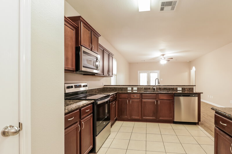 1,990/Mo, 31003 E Lost Creek Blvd Magnolia, TX 77355 Kitchen View