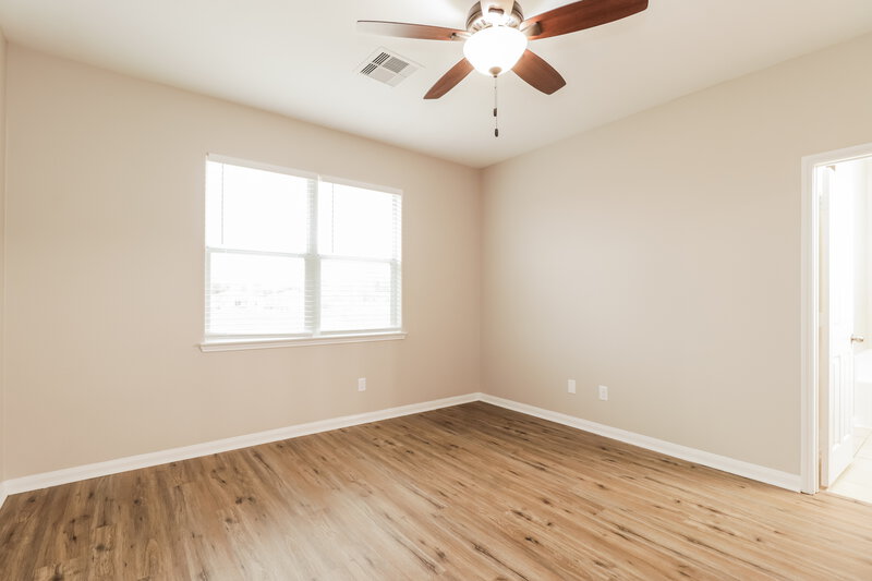 1,990/Mo, 31003 E Lost Creek Blvd Magnolia, TX 77355 Main Bedroom View 2