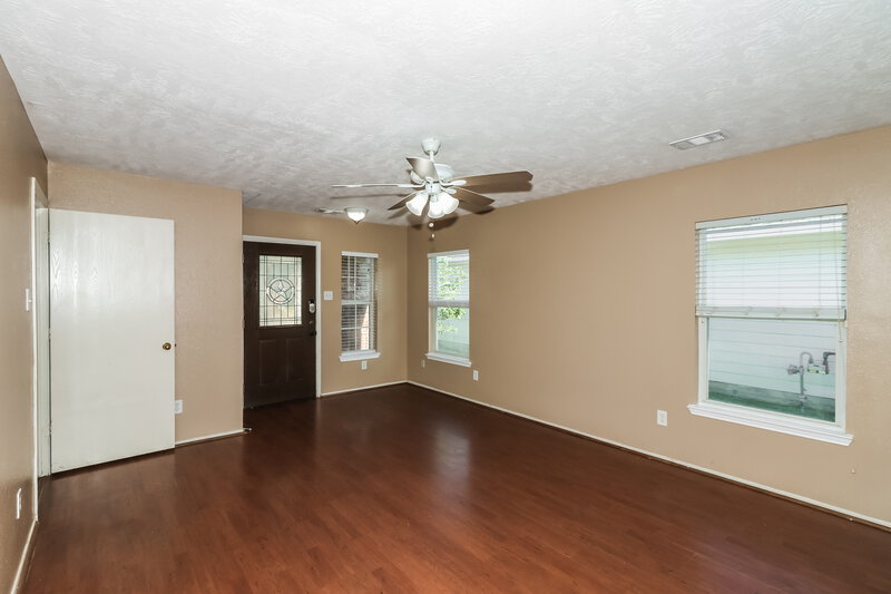 1,610/Mo, 20515 Fairworth Place Ln Cypress, TX 77433 Living Room View