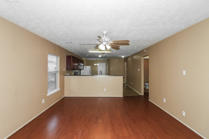 1,610/Mo, 20515 Fairworth Place Ln Cypress, TX 77433 Living Room View 2