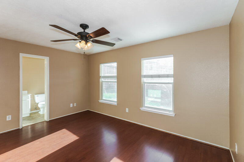 1,610/Mo, 20515 Fairworth Place Ln Cypress, TX 77433 Main Bedroom View 2