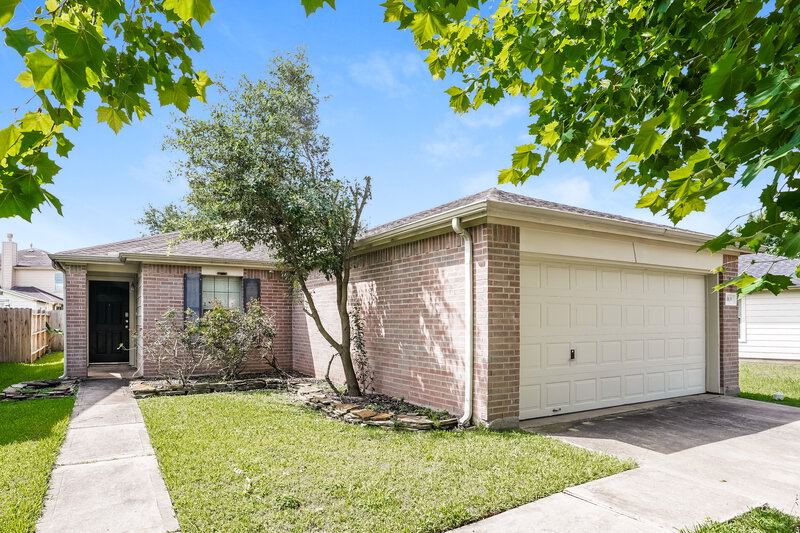 1,910/Mo, 20639 Tealbrook Dr Cypress, TX 77433 Front View