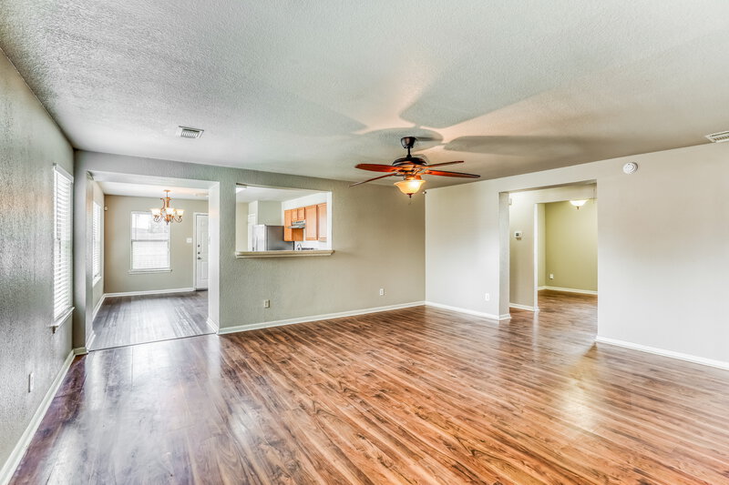 1,910/Mo, 20639 Tealbrook Dr Cypress, TX 77433 Living Room View