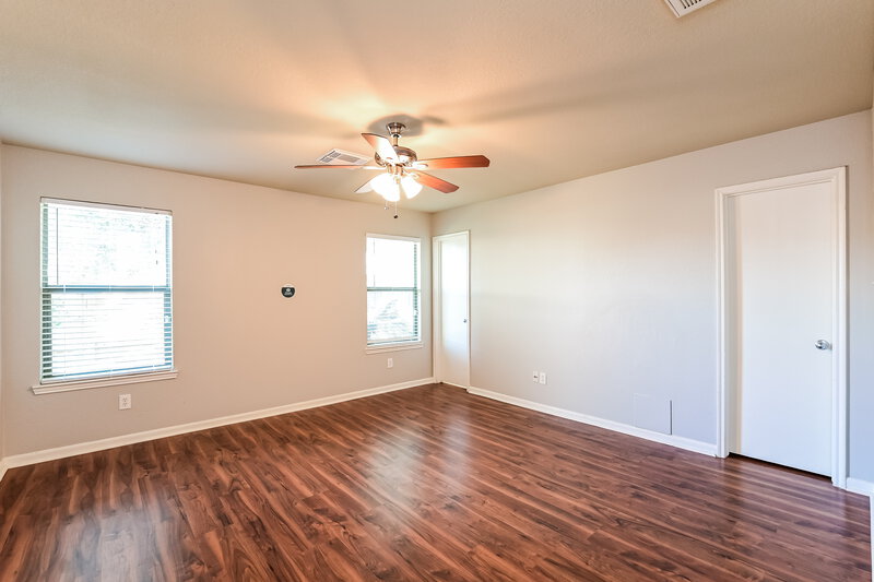 1,800/Mo, 20639 Tealbrook Dr Cypress, TX 77433 Main Bedroom View