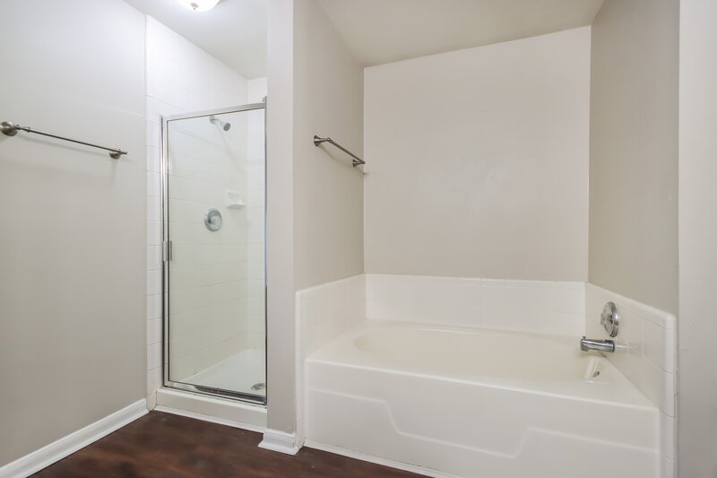1,775/Mo, 18823 Timber Spring Dr Humble, TX 77346 Main Bathroom View 2