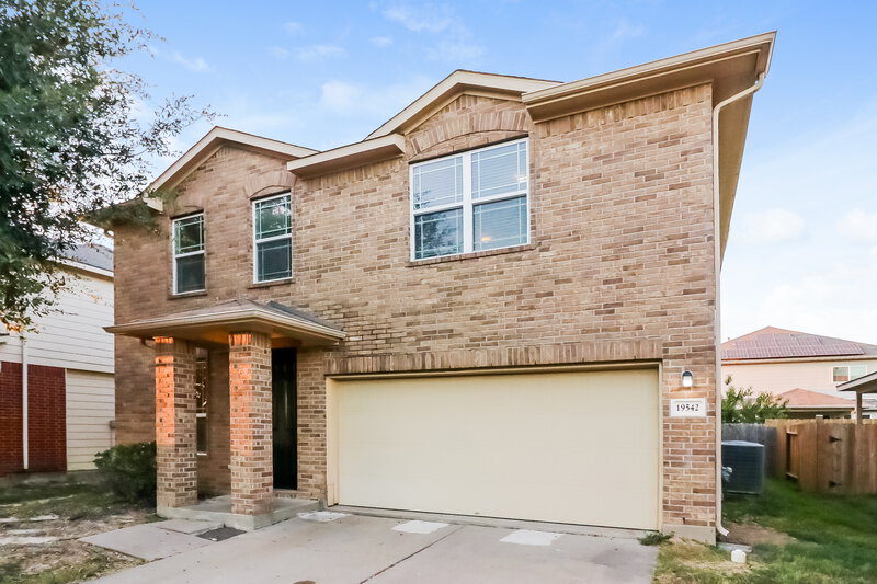 2,430/Mo, 19542 Otter Trail Ct Katy, TX 77449 Front View