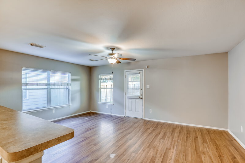 1,735/Mo, 12114 English Brook Cir Humble, TX 77346 Living Room View