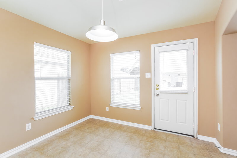 2,015/Mo, 19615 Buckland Park Dr Katy, TX 77449 Dining Room View