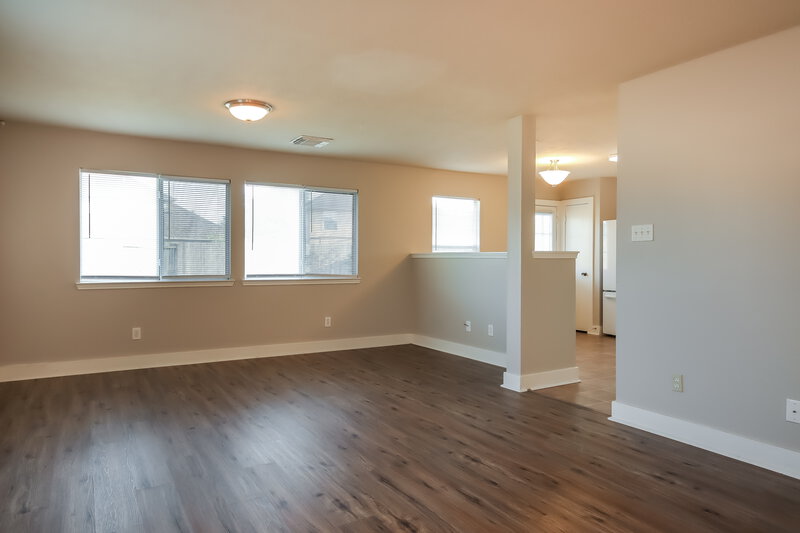 1,750/Mo, 7431 Leightonfield Ct Cypress, TX 77433 Dining Room View