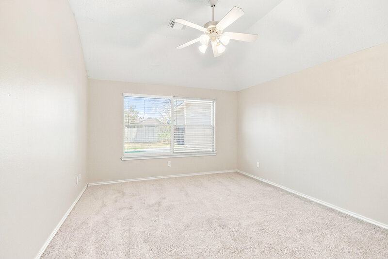 1,890/Mo, 6619 Rockwall Trail Dr Humble, TX 77346 Primary Bedroom View