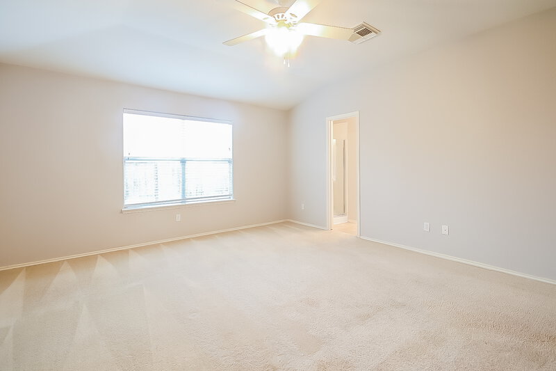 2,780/Mo, 8719 Sunset Pond Dr Tomball, TX 77375 Main Bedroom View