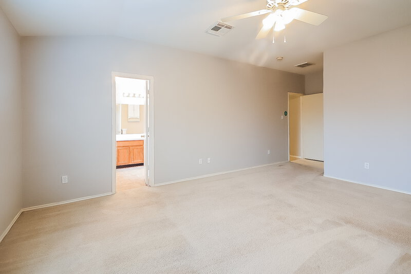 2,780/Mo, 8719 Sunset Pond Dr Tomball, TX 77375 Main Bedroom View 2