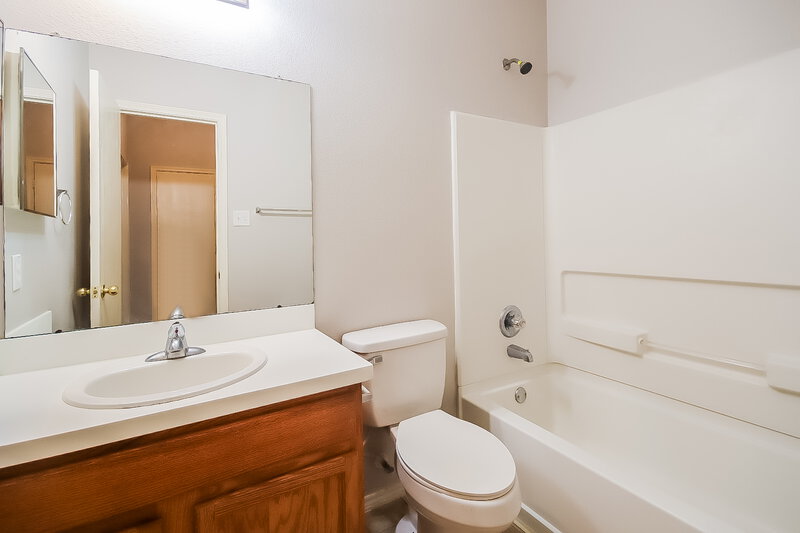 2,780/Mo, 8719 Sunset Pond Dr Tomball, TX 77375 Bathroom View