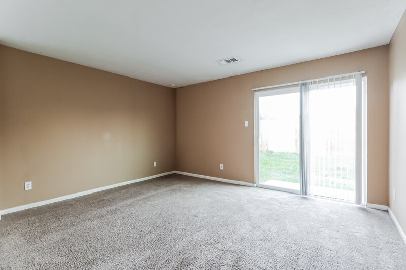 1,755/Mo, 11839 Rolling Stream Dr Tomball, TX 77375 Family Room View 2