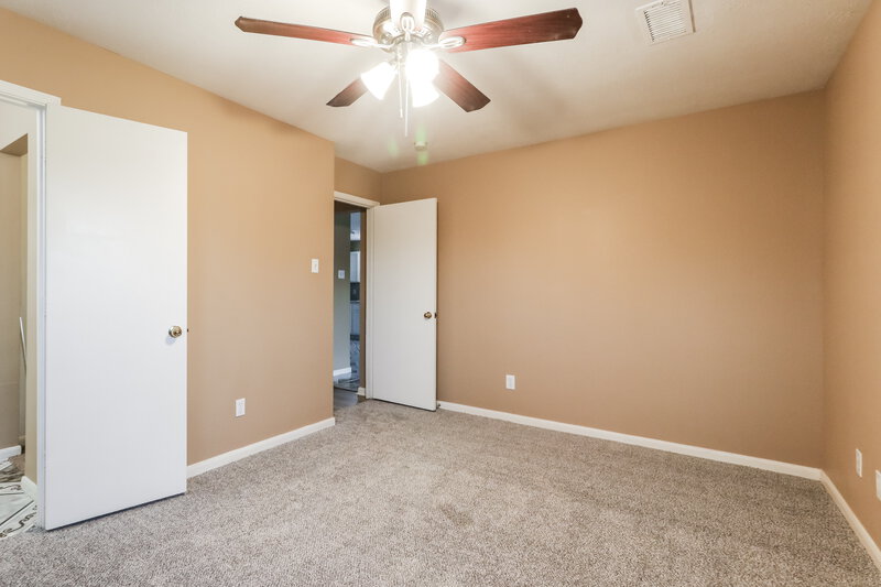 1,755/Mo, 11839 Rolling Stream Dr Tomball, TX 77375 Main Bedroom View
