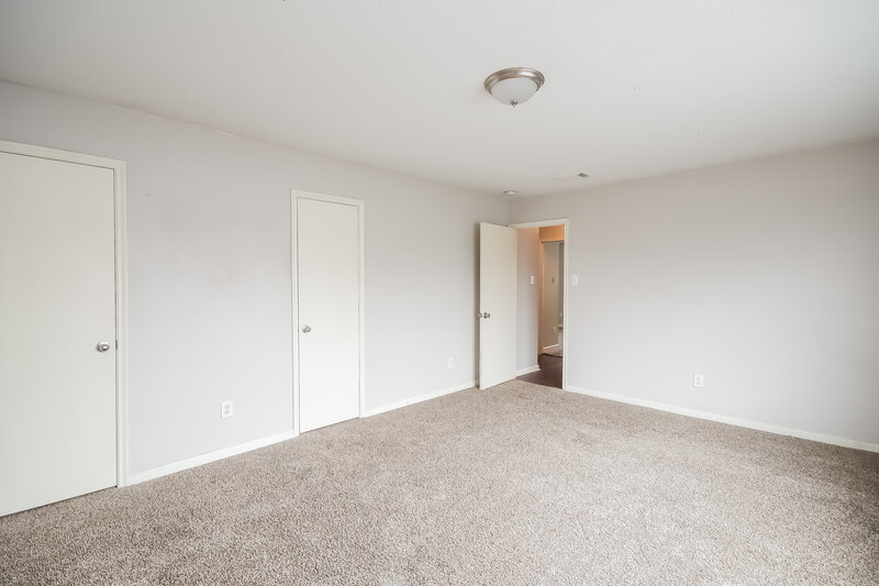 2,280/Mo, 15523 Bartlett Pear Ct Houston, TX 77049 Main Bedroom View