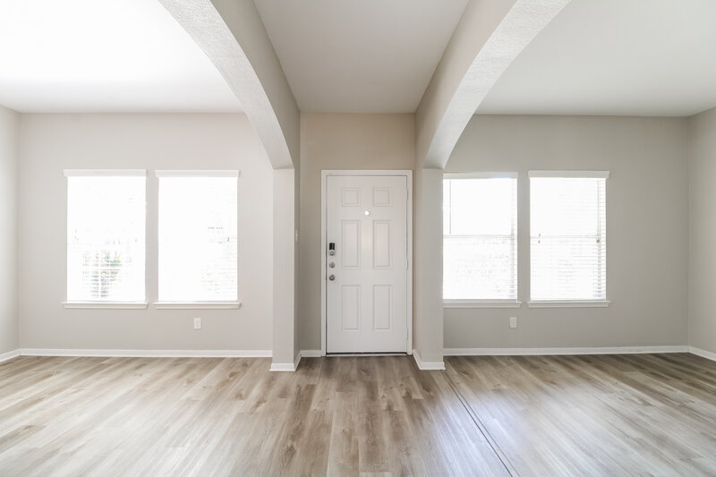 1,865/Mo, 11823 Princess Garden Way Houston, TX 77047 Living Room View