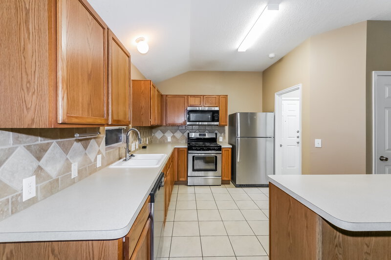 1,865/Mo, 5807 Baldwin Elm St Richmond, TX 77407 Kitchen View
