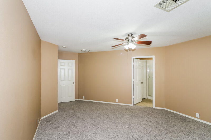 1,865/Mo, 5807 Baldwin Elm St Richmond, TX 77407 Main Bedroom View 2
