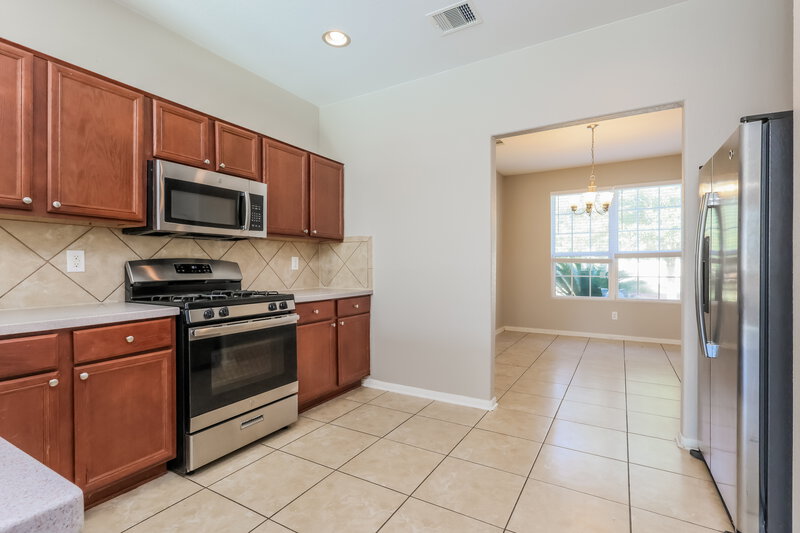 2,050/Mo, 17914 Seco Creek Ln Humble, TX 77396 Kitchen View