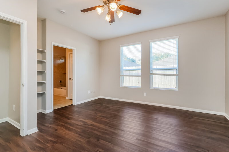 2,050/Mo, 17914 Seco Creek Ln Humble, TX 77396 Main Bedroom View