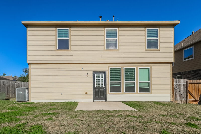 2,050/Mo, 17914 Seco Creek Ln Humble, TX 77396 Rear View