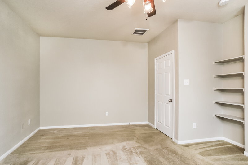 2,000/Mo, 18031 Seco Creek Ln Humble, TX 77396 Main Bedroom View 2