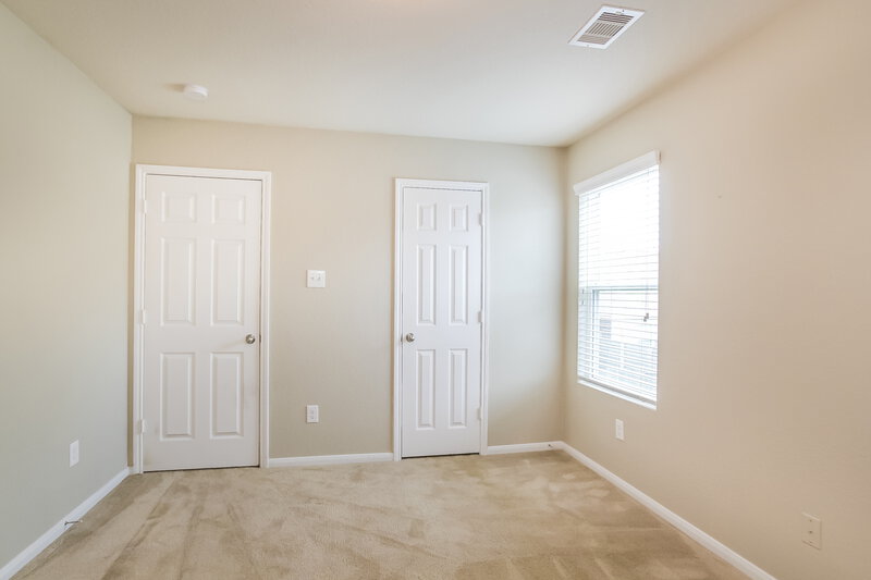 2,000/Mo, 18031 Seco Creek Ln Humble, TX 77396 Bedroom View 3