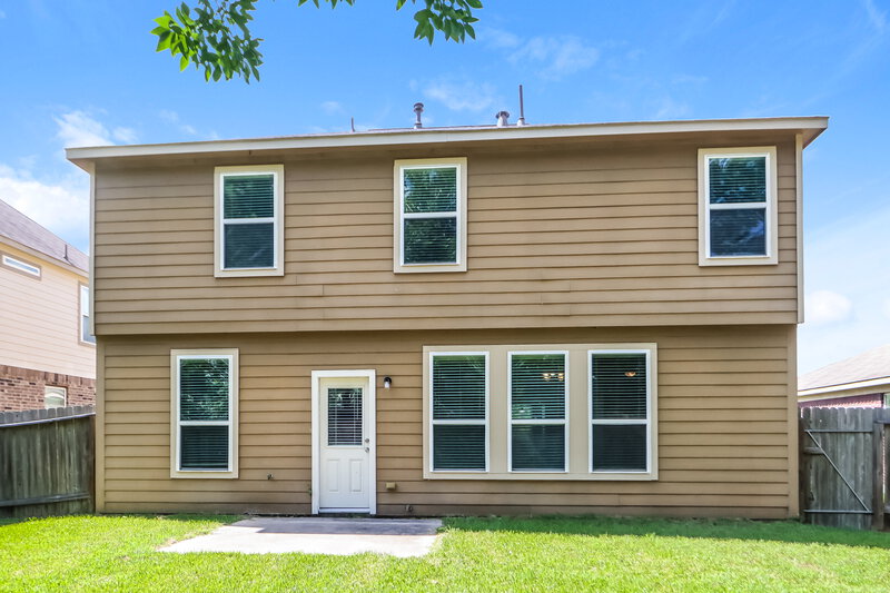 2,355/Mo, 10438 Fire Sage Dr Humble, TX 77396 Rear View
