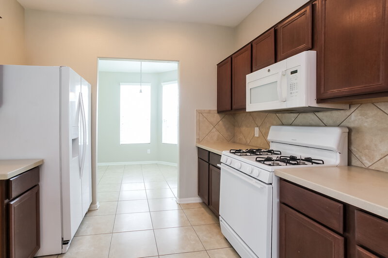 2,560/Mo, 17811 Prescott Green Cir Humble, TX 77396 Kitchen View 2