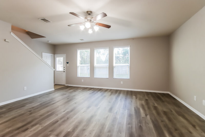 2,290/Mo, 10454 Fire Sage Dr Humble, TX 77396 Living Room View