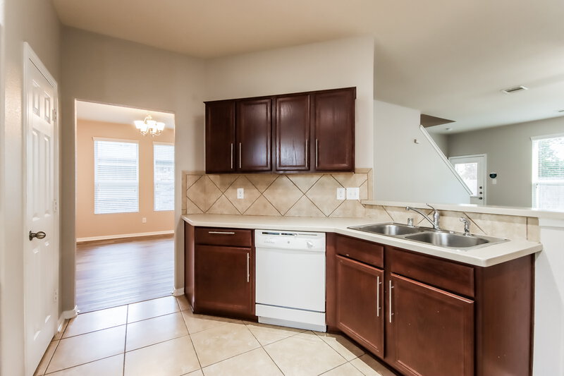 2,290/Mo, 10454 Fire Sage Dr Humble, TX 77396 Kitchen View 2