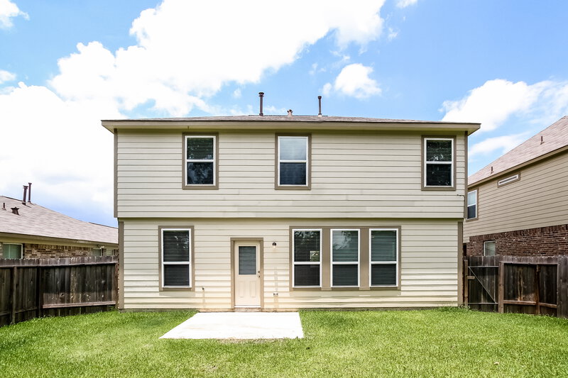 2,150/Mo, 10462 Fire Sage Dr Humble, TX 77396 Rear View