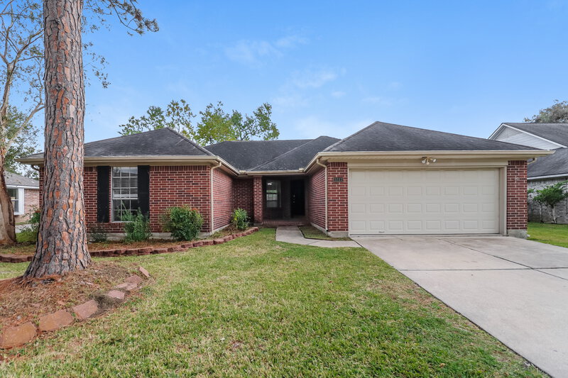 2,125/Mo, 3217 Lee Cir Pearland, TX 77581 External View