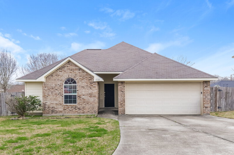 1,595/Mo, 13208 Lake Breeze Ln Willis, TX 77318 External View