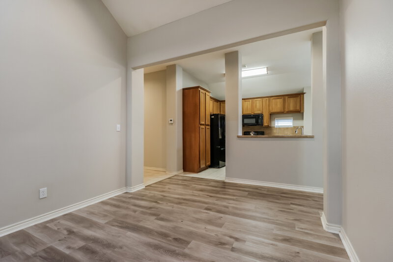 1,595/Mo, 13208 Lake Breeze Ln Willis, TX 77318 Dining Room View