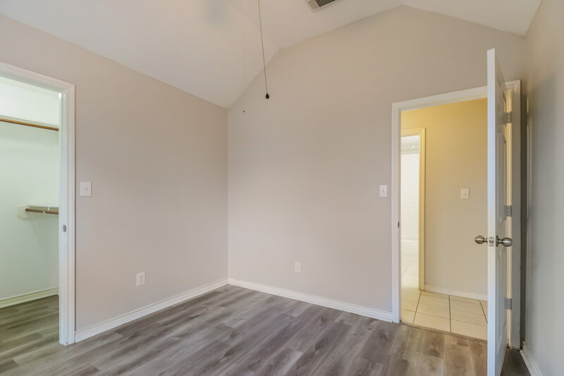 1,595/Mo, 13208 Lake Breeze Ln Willis, TX 77318 Bedroom View 2