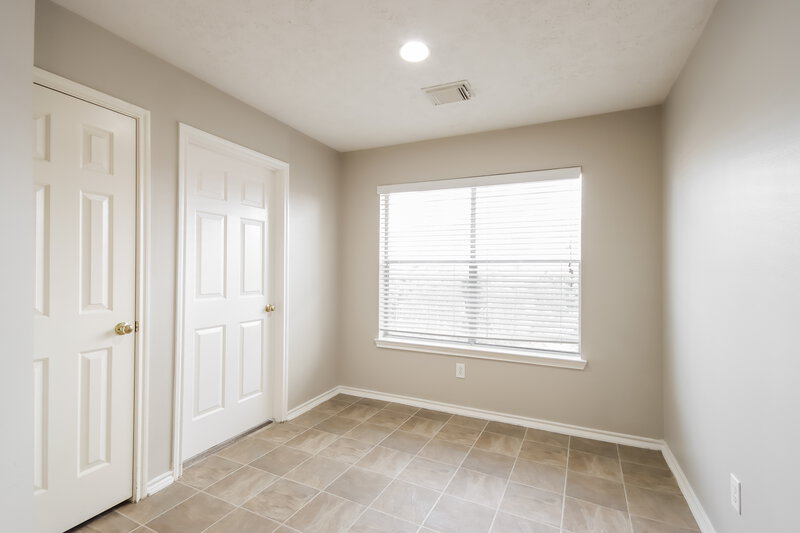 1,800/Mo, 5506 Timbers Quail Dr Humble, TX 77346 Breakfast Nook View