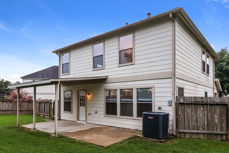 2,320/Mo, 6403 Misty Brook Bend Ct Spring, TX 77379 Rear View